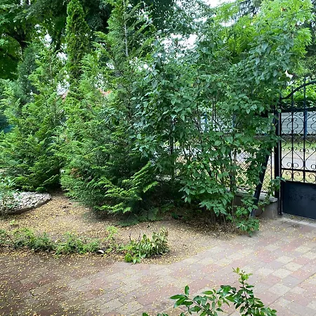 Nyugalom Szigete 公寓 Balatonszárszó